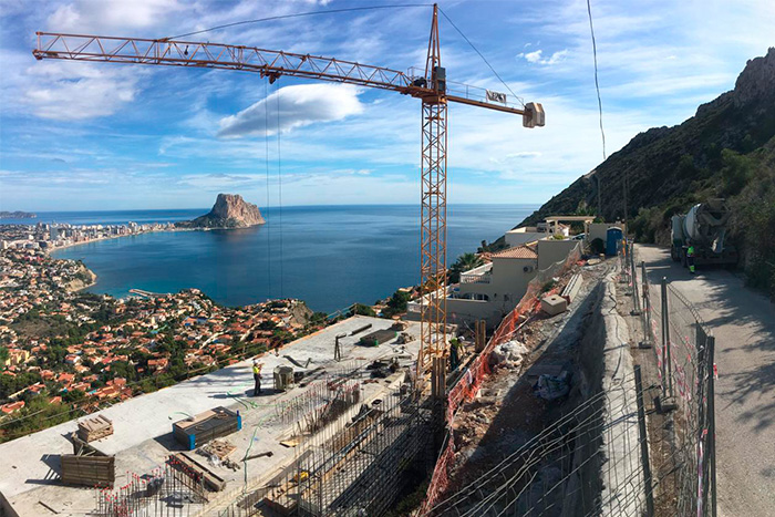 The magazine Levante-EMV has published an article about a villa we are building in Calpe...
