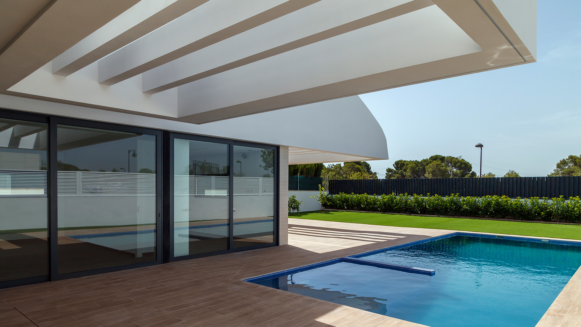 Vivienda unifamiliar en Valencia. ENE Construcción, constructora en España, RGB Arquitectos