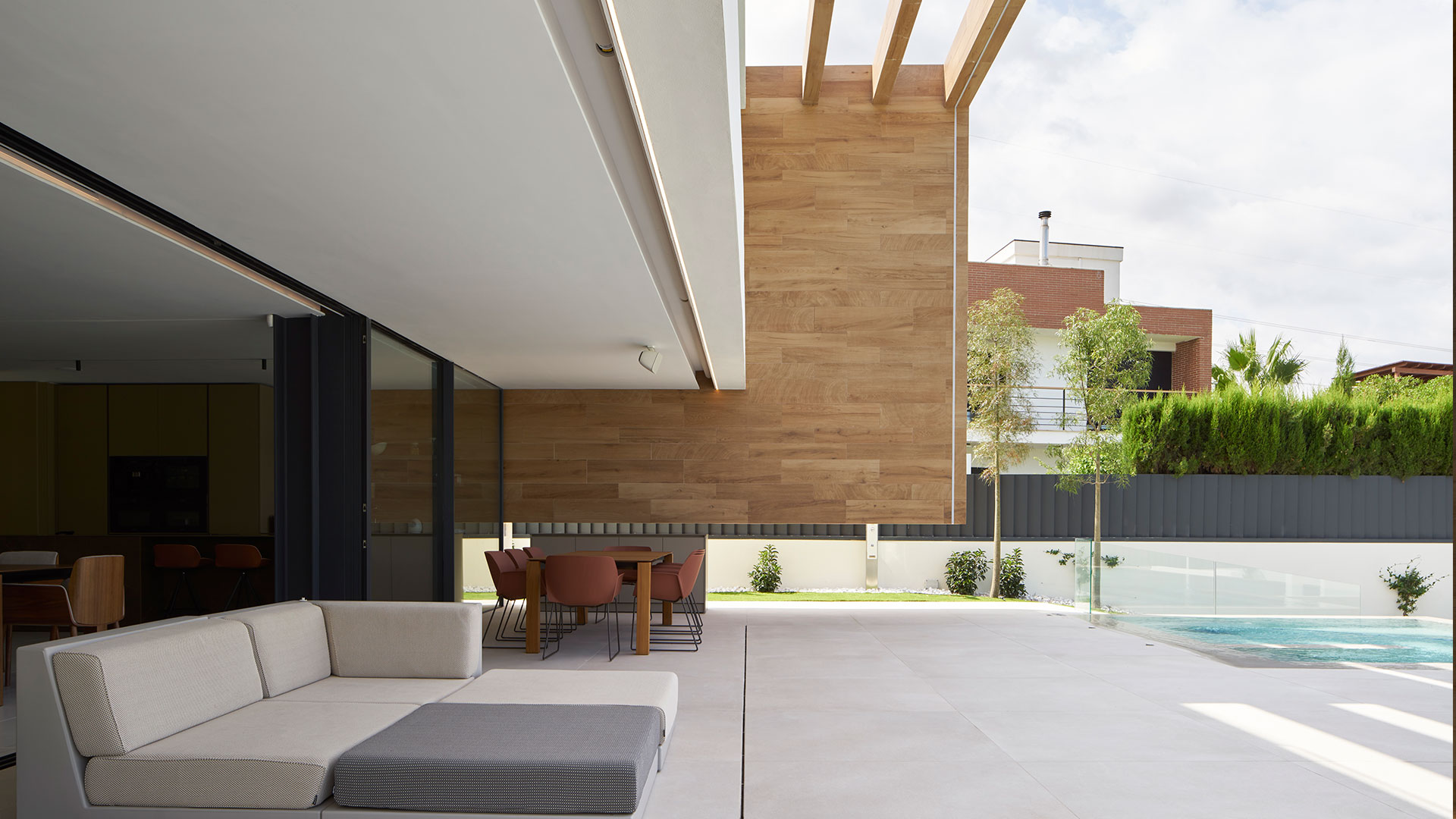 ENE Construcción, villa de lujo, vivienda unifamiliar en Valencia, España, RGB Arquitectos