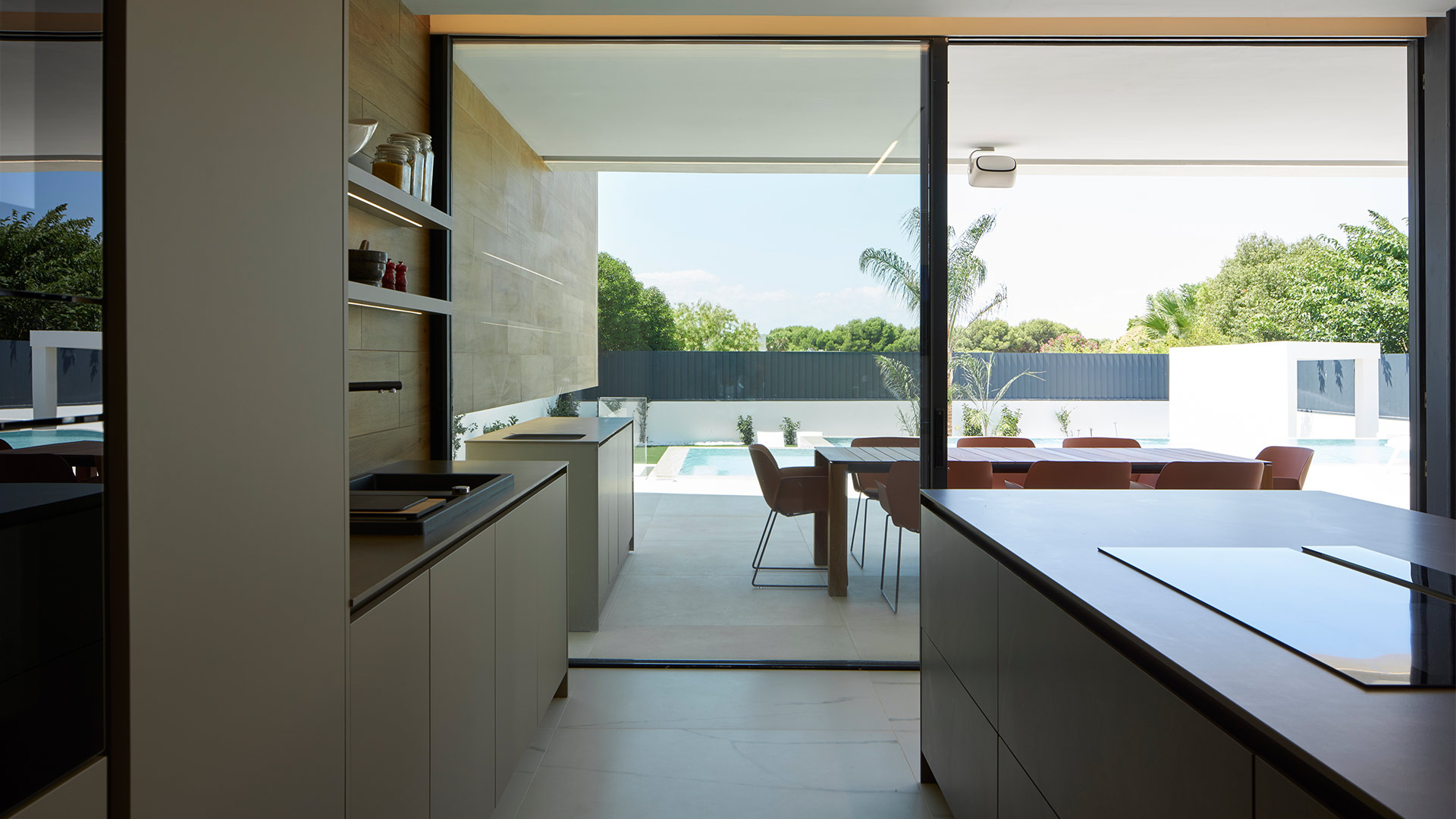 ENE Construcción, villa de lujo, vivienda unifamiliar en Valencia, España, RGB Arquitectos