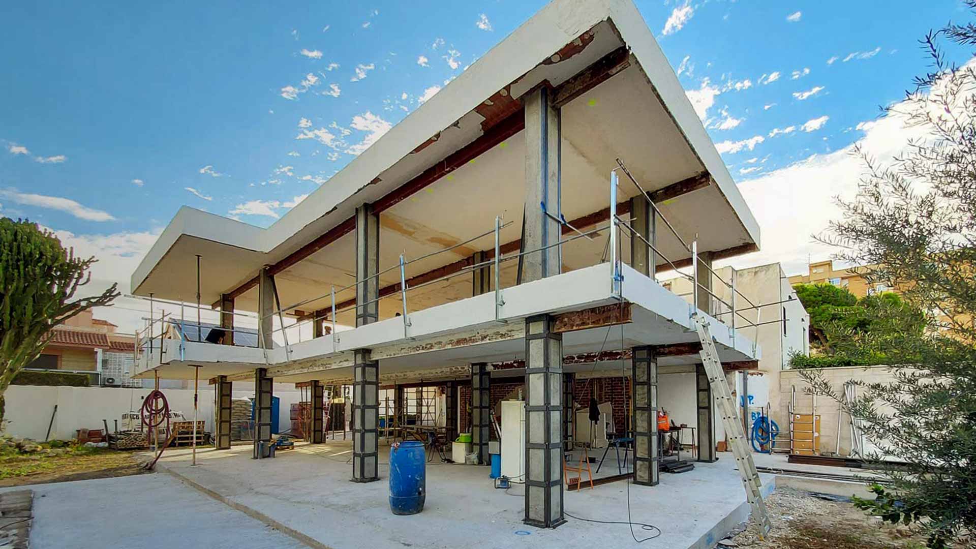 Reforma integral de casa unifamiliar en Alicante, constructora en España